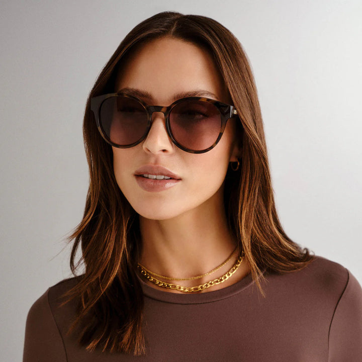 Le Specs Paramount - Milky Tort