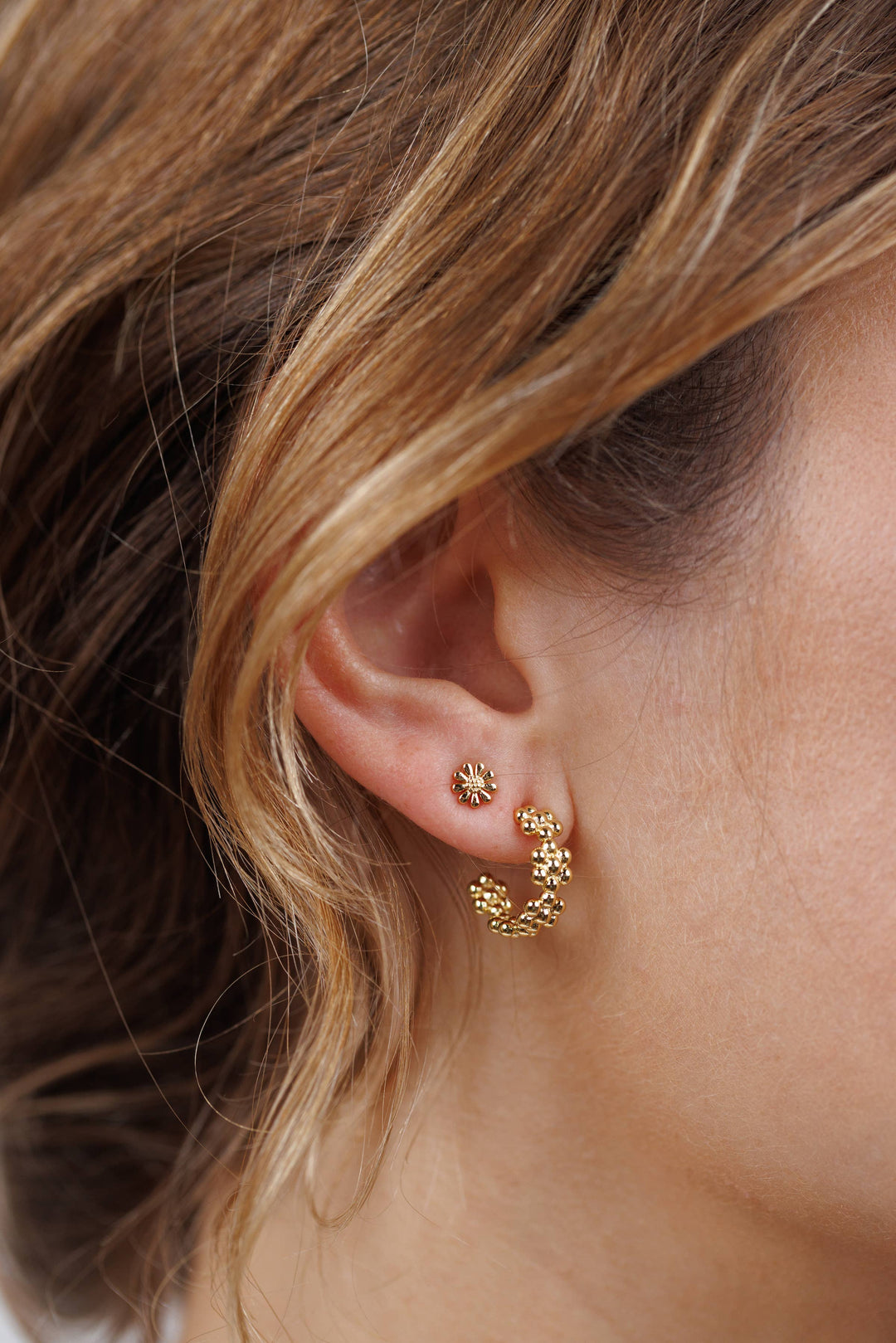 JaxKelly - Petite Flower Hoop Earrings - 18k Gold Plated