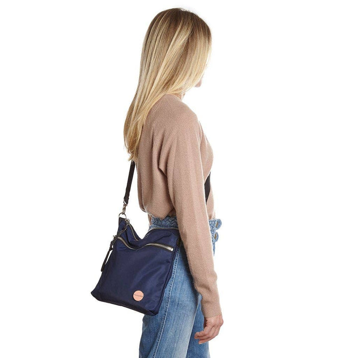 shortyLOVE - Amuse - Medium Crossbody Bag