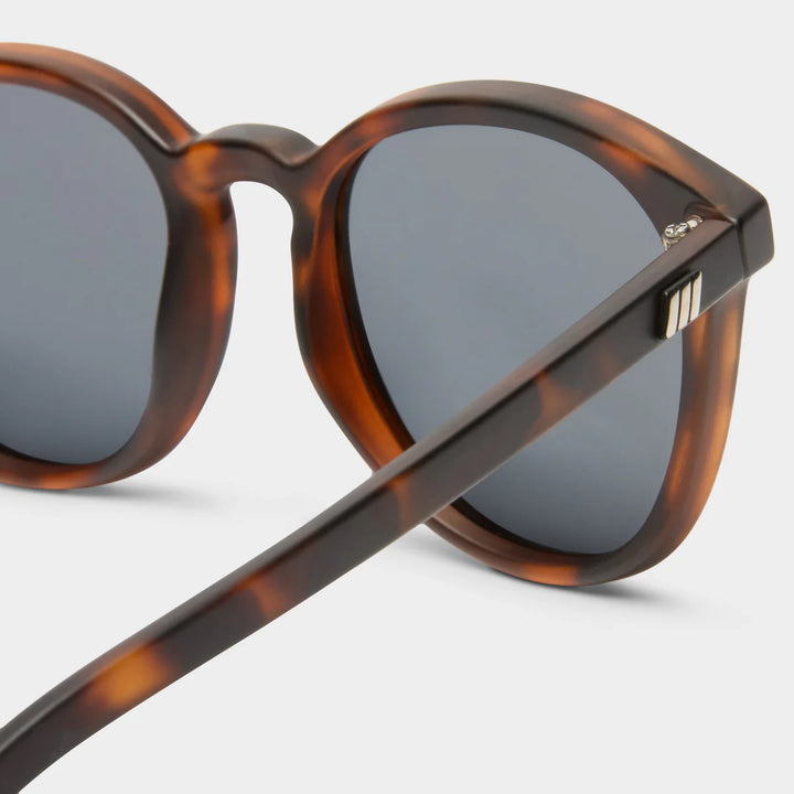 Le Specs Bandwagon - Matte Tort