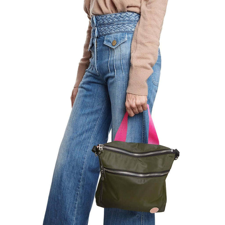 shortyLOVE - Amuse - Medium Crossbody Bag