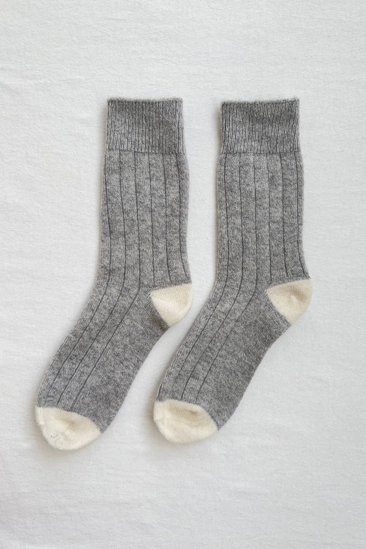Le Bon Shoppe Classic Cashmere Socks: Camel