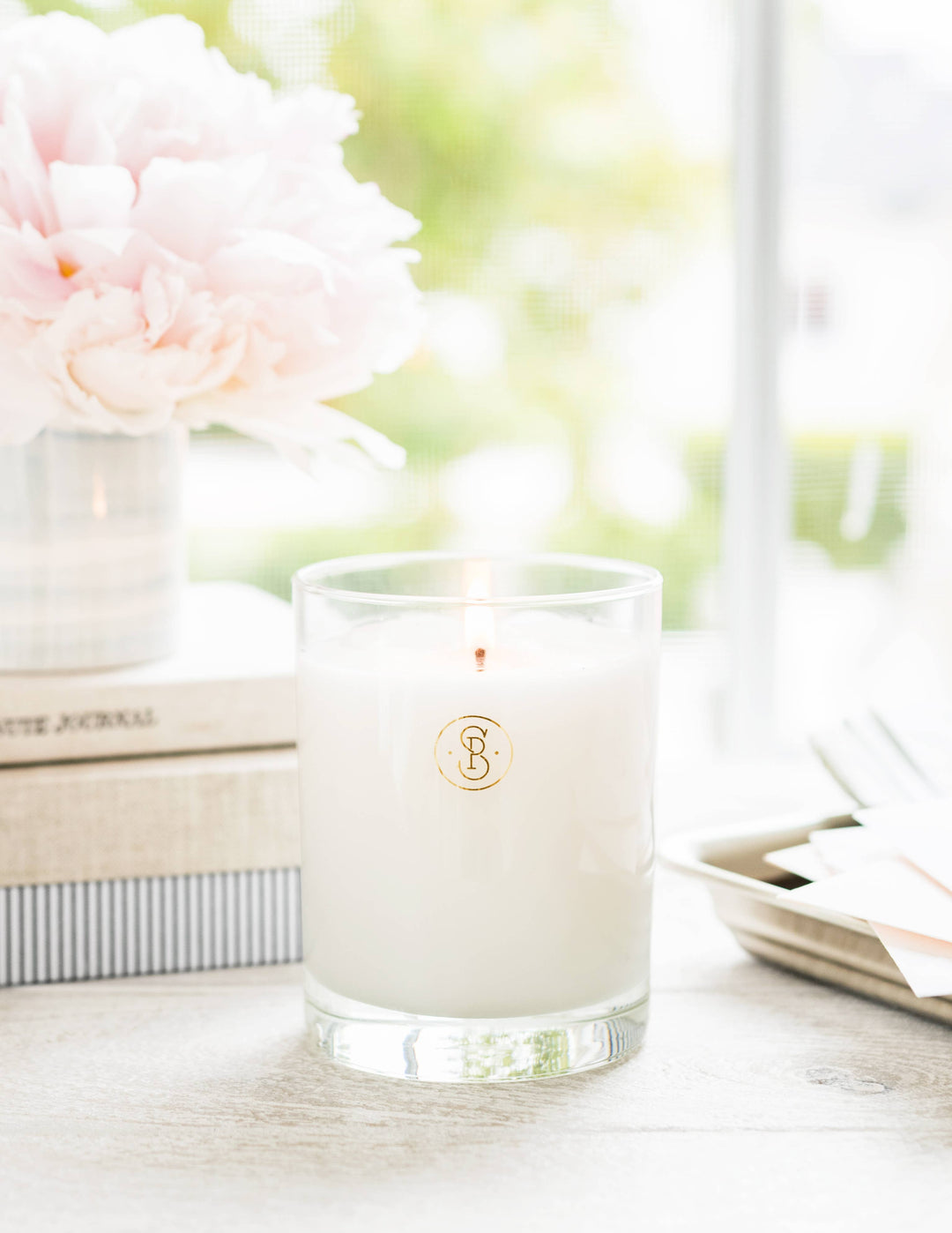 Sugar Paper - Candles, Crisp White Linen Soy Blend | Hand-Poured USA