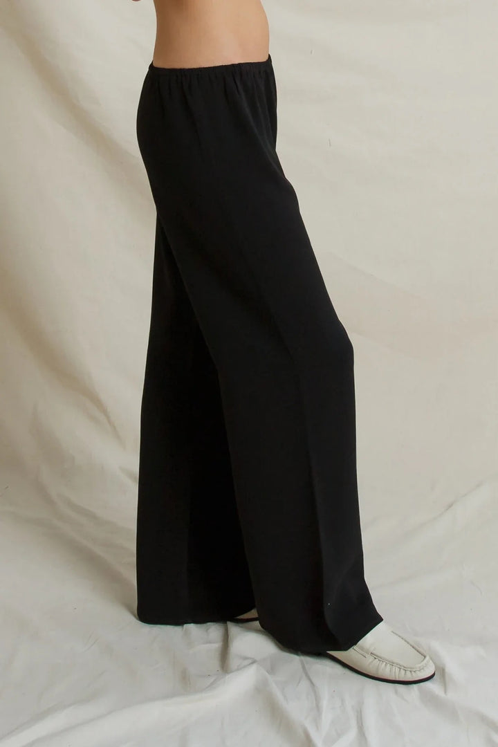 Perfect White Georgia Pant - True Black