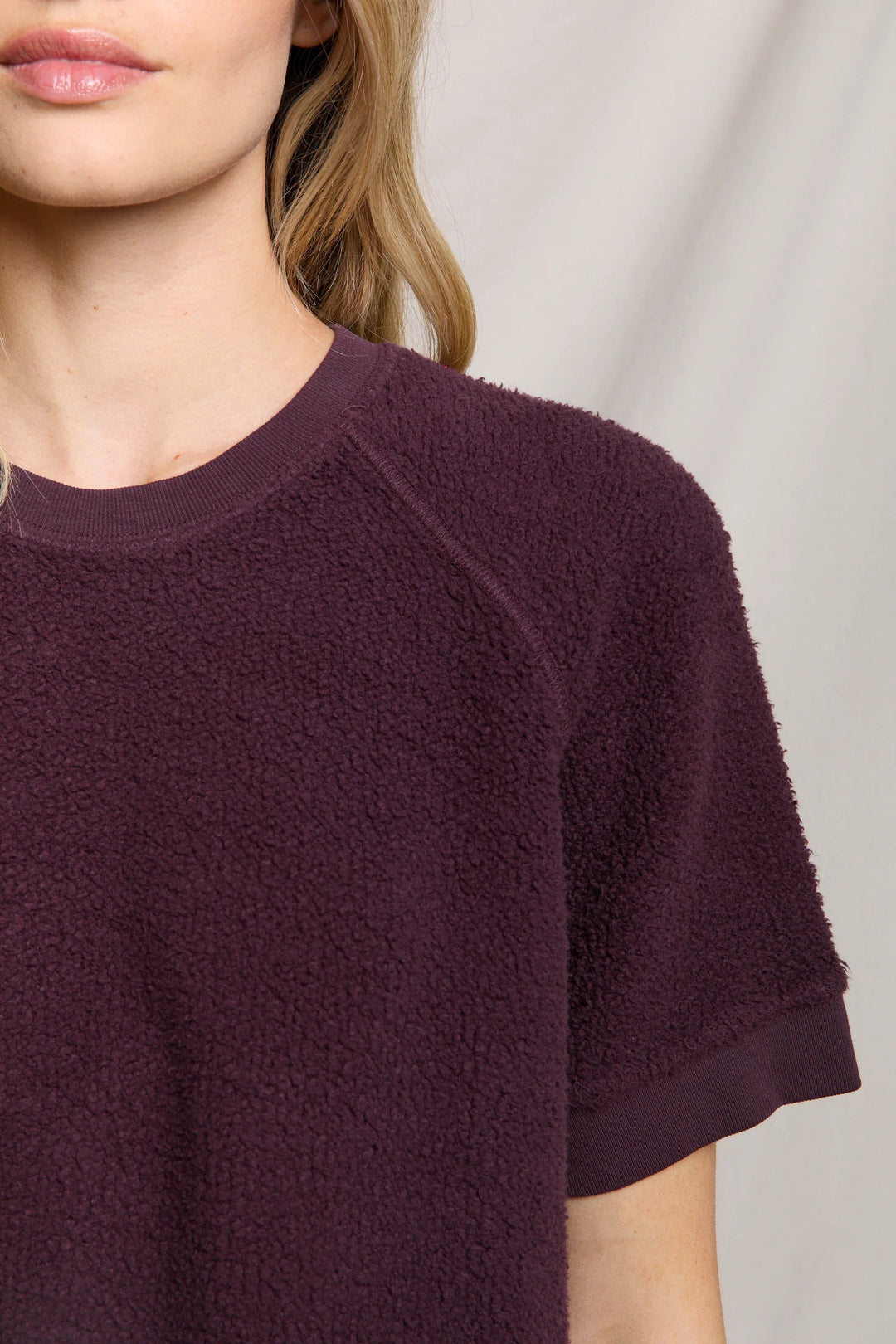 perfectwhitetee Ziggy short sleeve sweatshirt - Cherry Lacquer