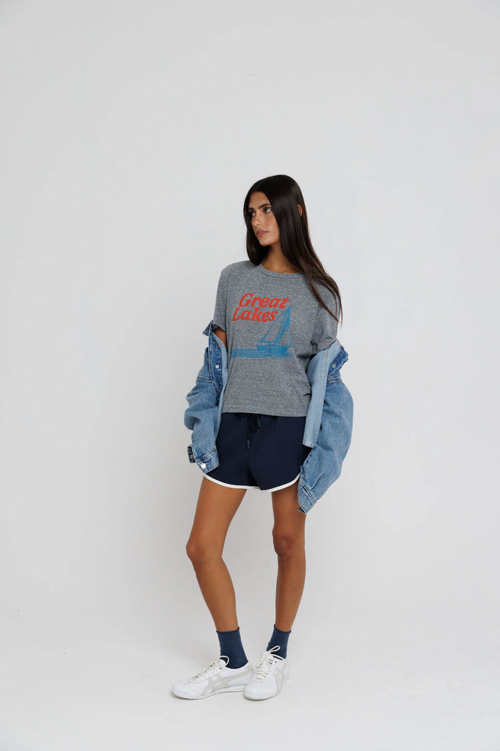Sunny Somewhere Great Lakes Sailboat Everyday Tee