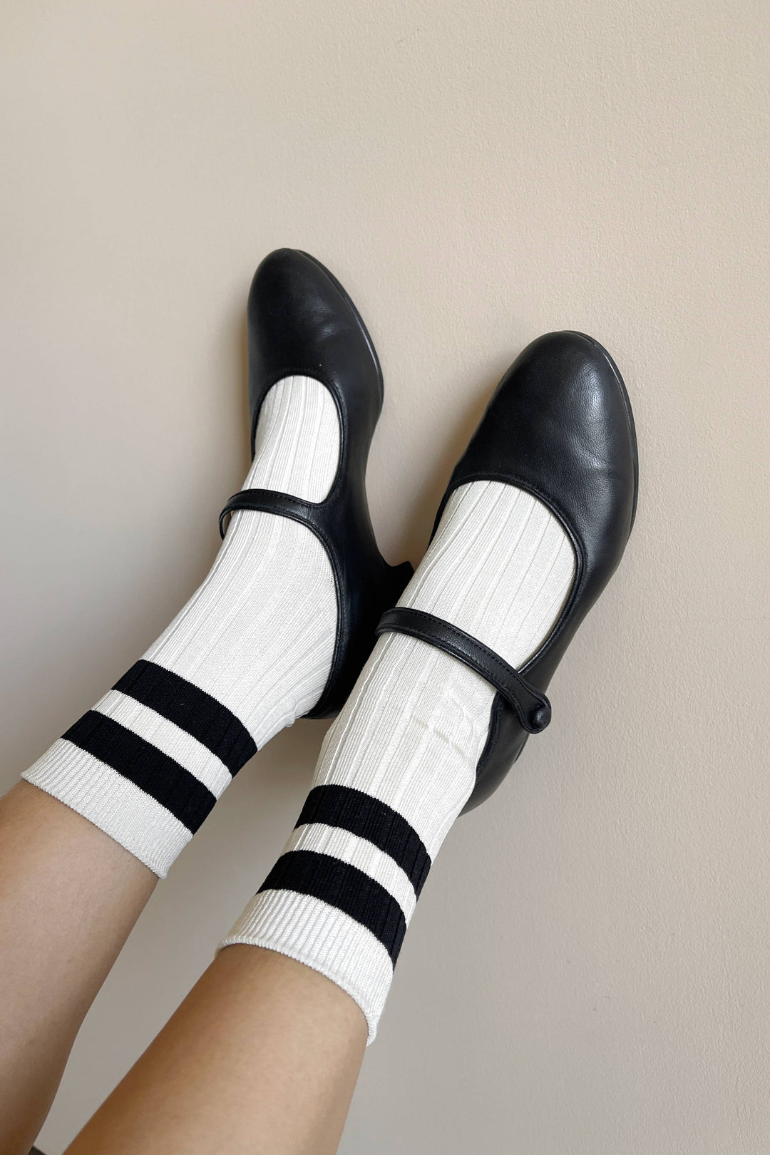 Le Bon Shoppe Her Socks - Varsity: Cream Black