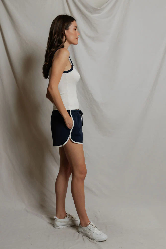 PERFECTWHITETEE Leo pureform Short