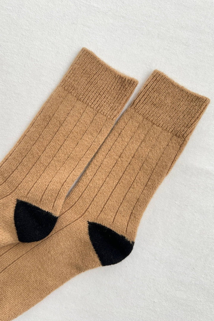 Le Bon Shoppe Classic Cashmere Socks: Camel