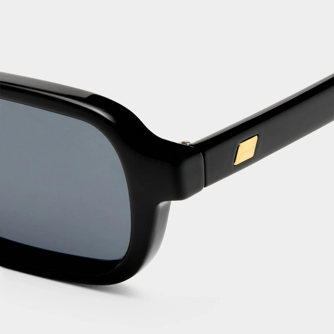 Le Specs Pilferfer Sunglasses- Black