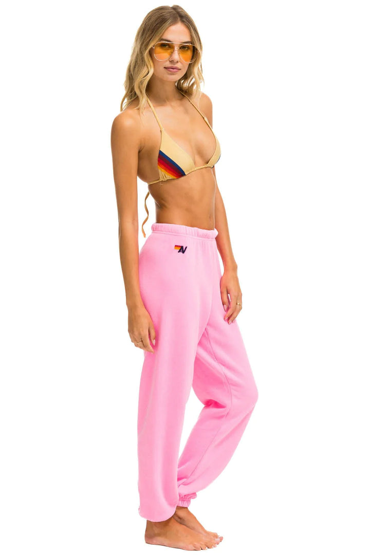 Aviator Nation 4 HEART STITCH SWEATPANTS - NEON PINK