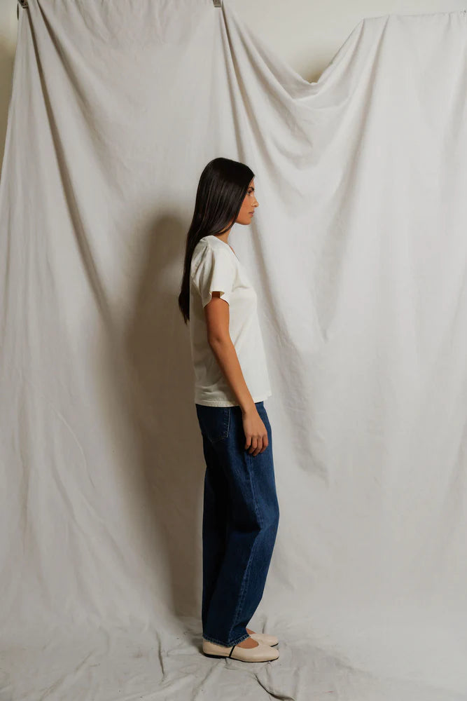 PERFECTWHITETEE Hendrix Cotton Boxy V Neck Tee