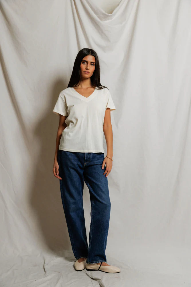 PERFECTWHITETEE Hendrix Cotton Boxy V Neck Tee