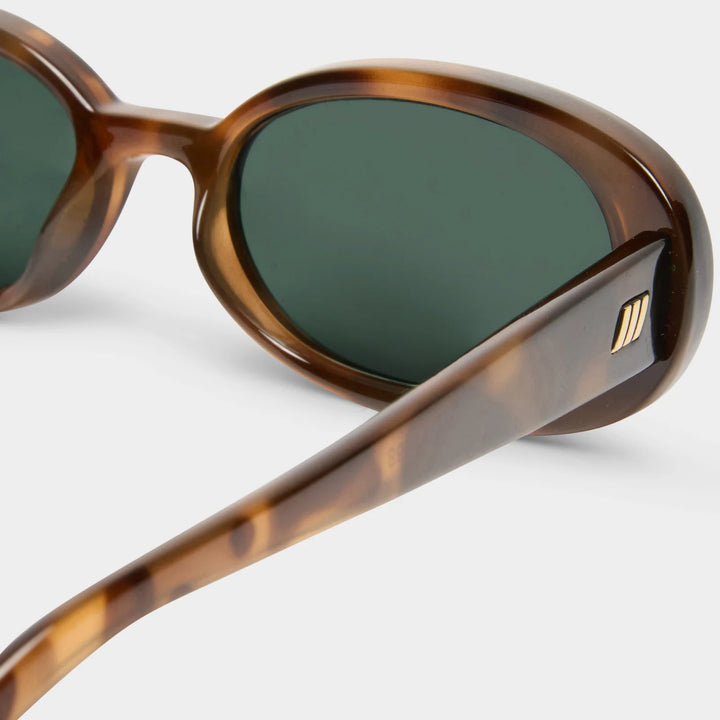 Le Specs Outta Love - Tort