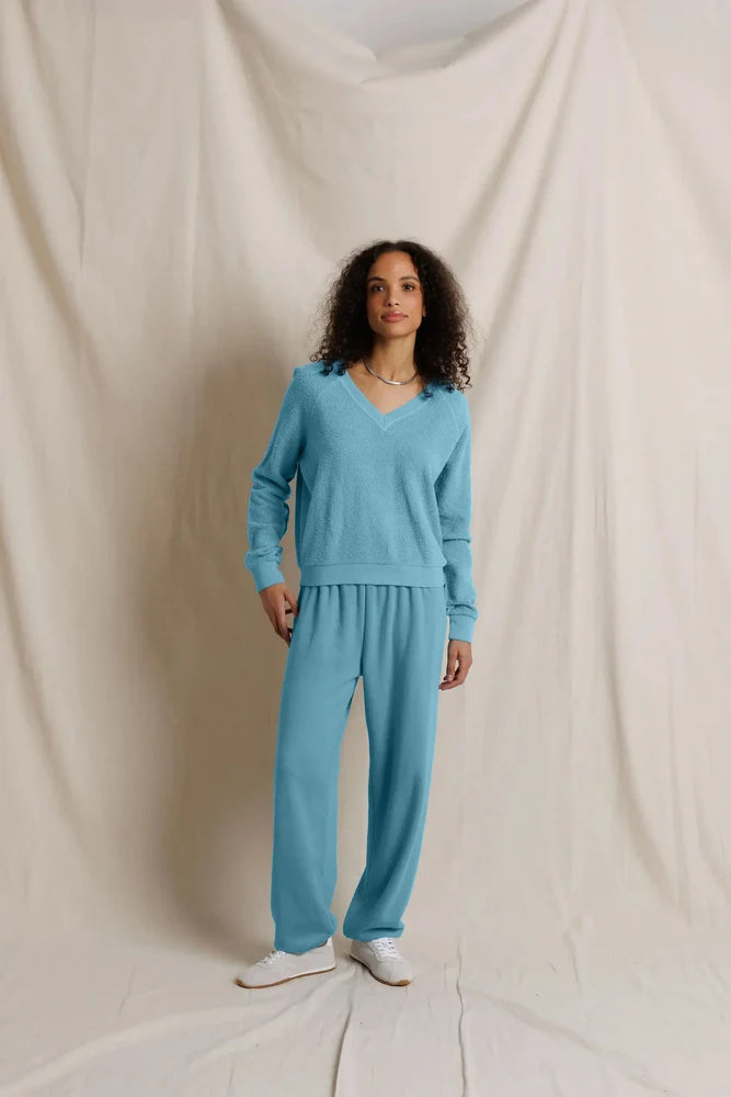 perfectwhitetee Ziggy V-neck Zuri Sweatshirt - Milky Blue