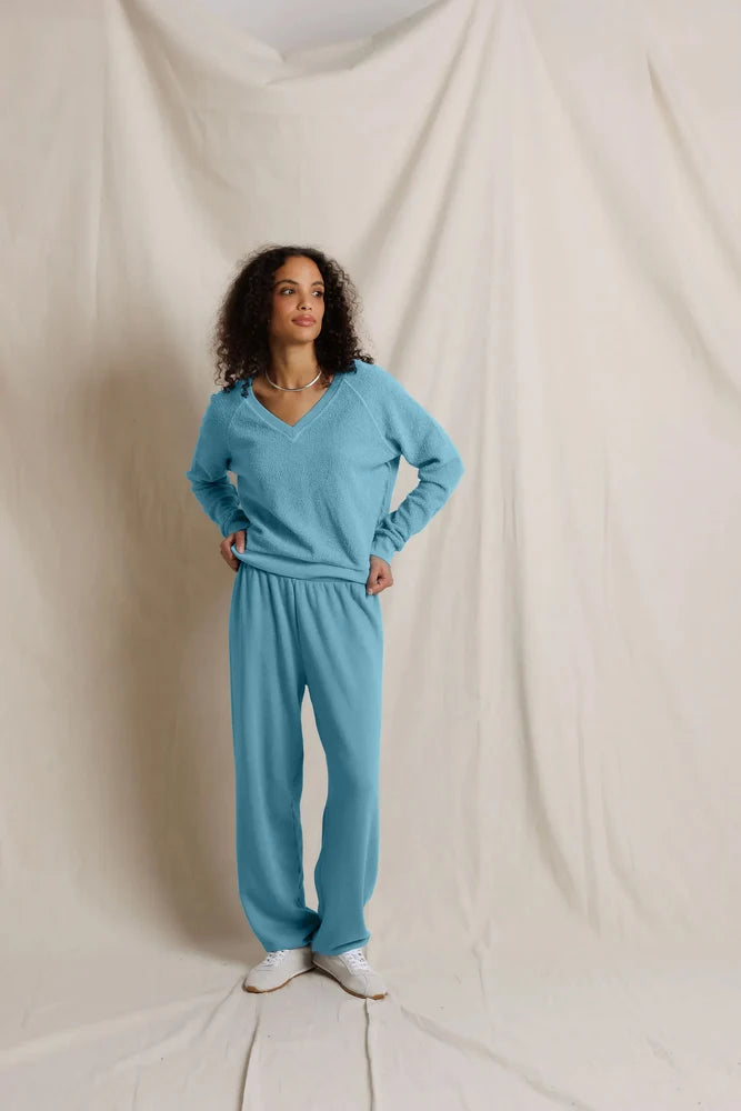 perfectwhitetee Ziggy V-neck Zuri Sweatshirt - Milky Blue