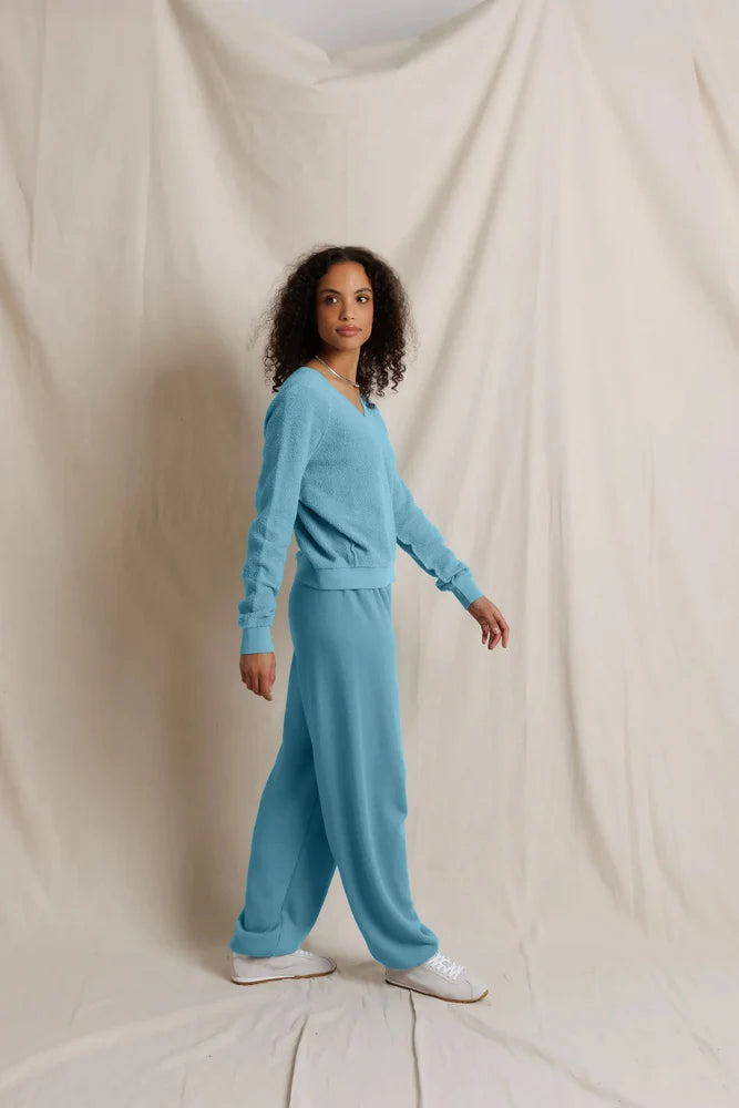 perfectwhitetee Ziggy V-neck Zuri Sweatshirt - Milky Blue