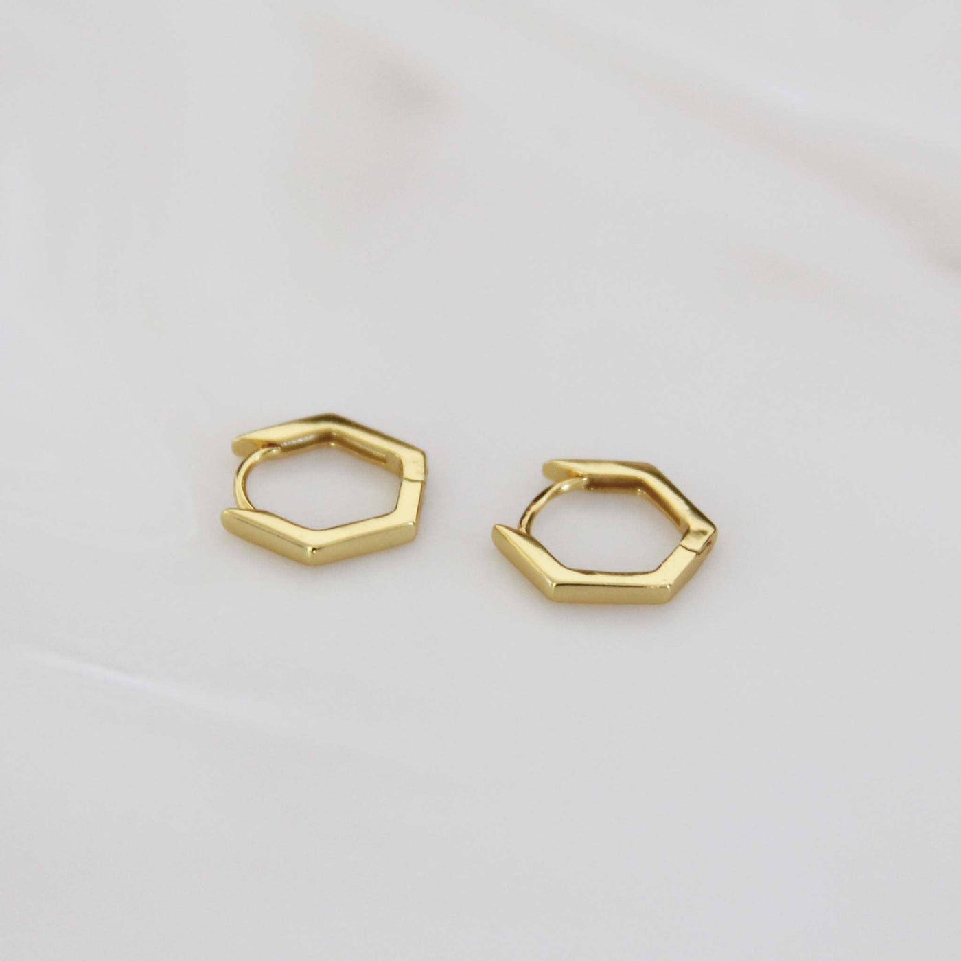 MAIVE - Mini Hexagon Hoops