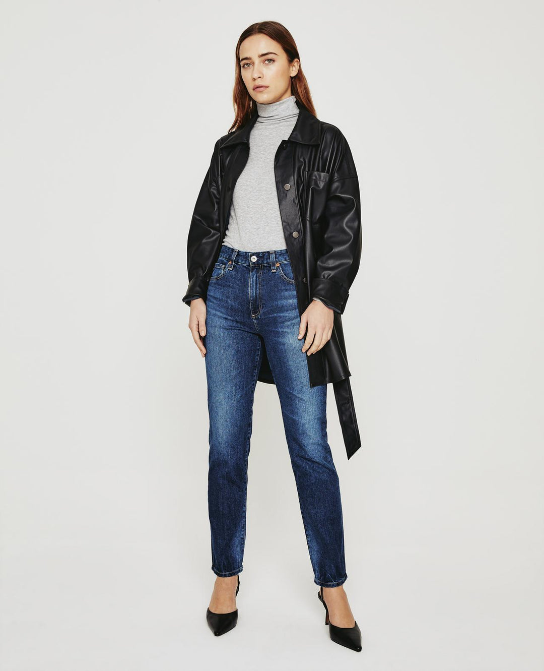 AG Saige High Rise Straight Jeans in Gondola