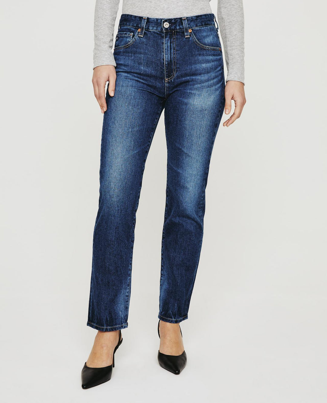 AG Saige High Rise Straight Jeans in Gondola