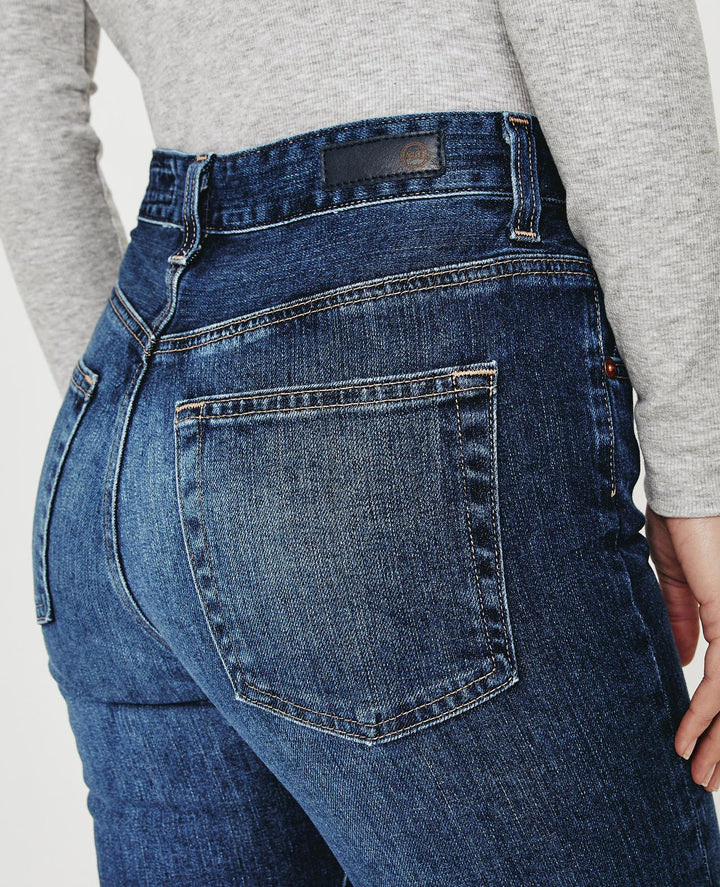 AG Saige High Rise Straight Jeans in Gondola